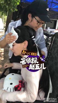环球影城演员疑中暑晕倒，网友热议与关心交织