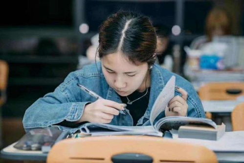 女生高考724分，爸爸激动到尖叫——高考成绩背后的故事