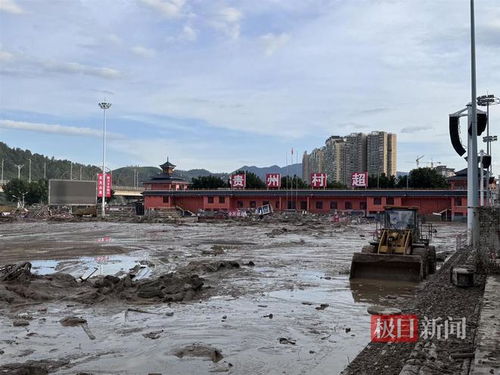 洪水肆虐，榕江城区一小时内的灾难